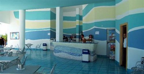 Hotel Club Cala Longa Montauro 外观 照片